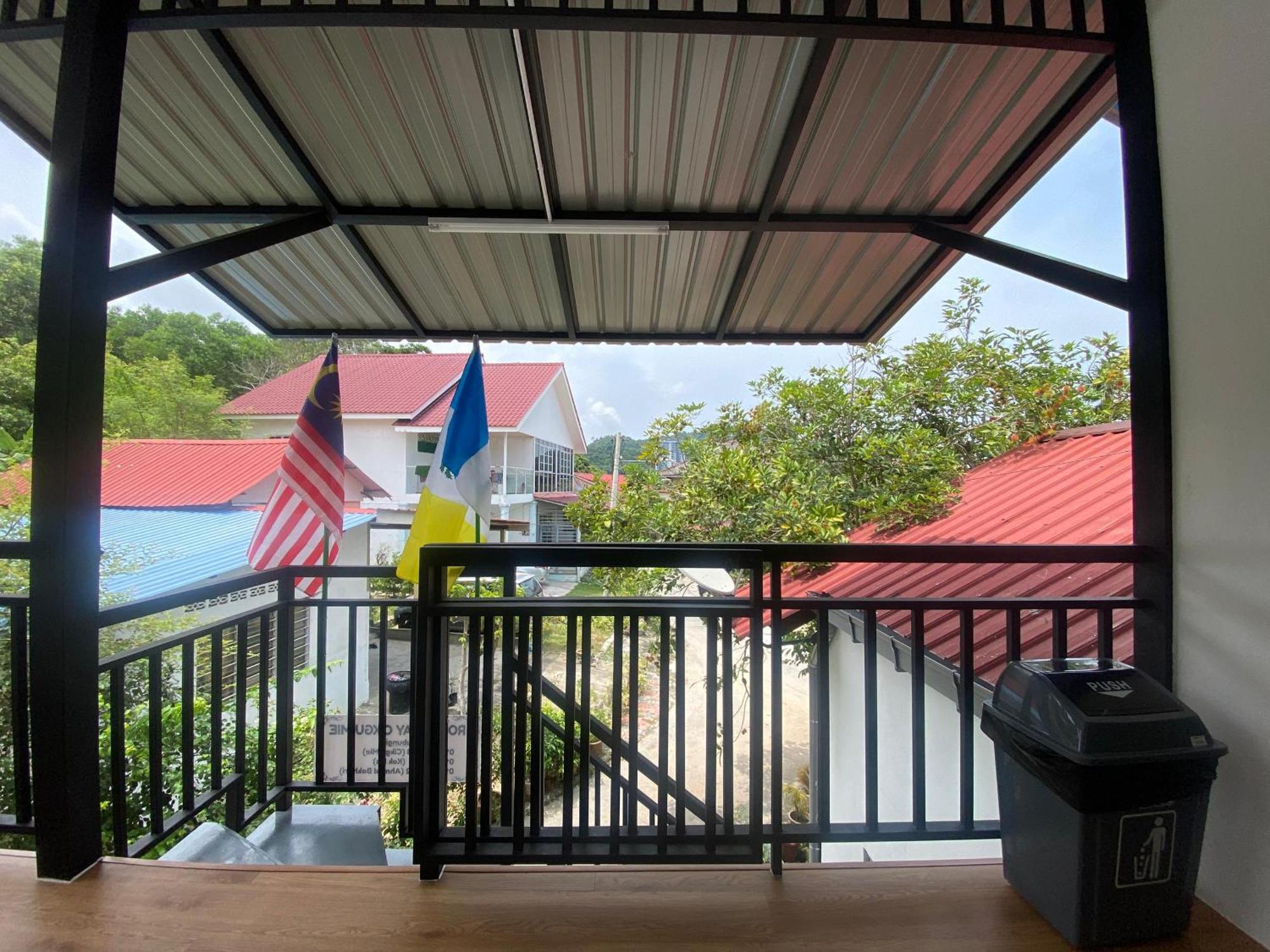 Roomstay Cikgu Mie Bayan Lepas Buitenkant foto
